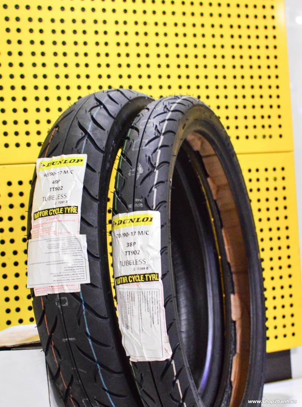 Vỏ xe dunlop tt902 9090-17 - 1