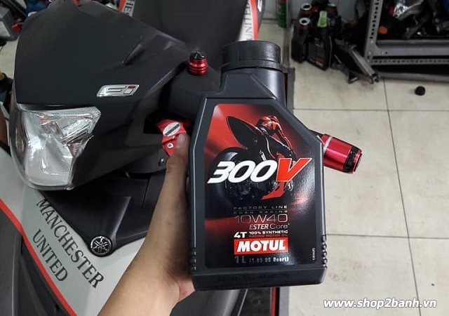 Motul 300v factory line 10w40 1l - 1