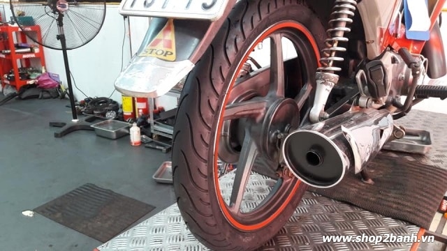 Vỏ xe michelin street 8090-17 - 3