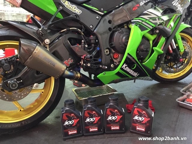Motul 300v factory line 10w40 1l - 6