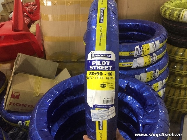 Vỏ michelin pilot street 8090-16 - 1