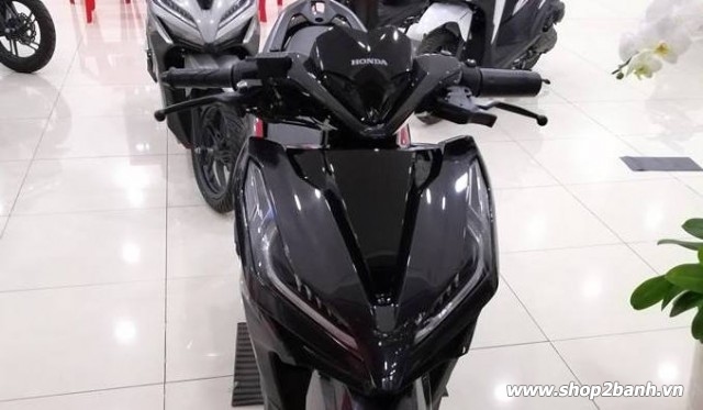 Ốp đầu cho click vario 2018 - 1