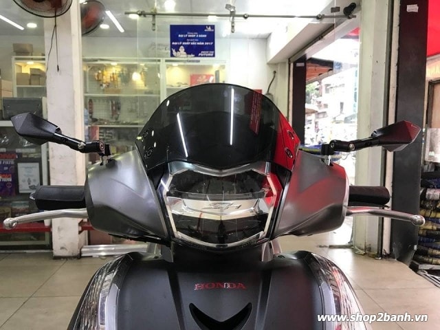 Kính chắn gió sh300i 2017 - 3