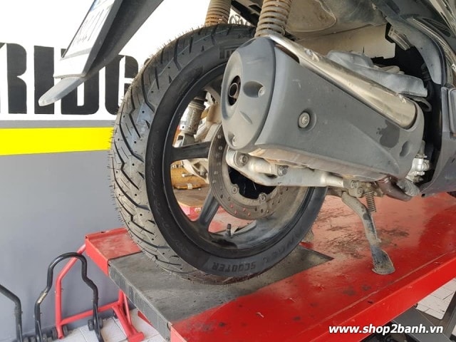 Vỏ pirelli 13070-16 angel scooter - 2