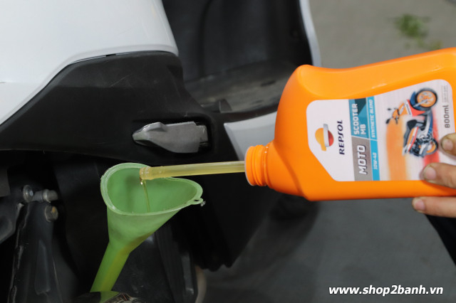 Nhớt repsol moto scooter mb 4t 10w40 - 5