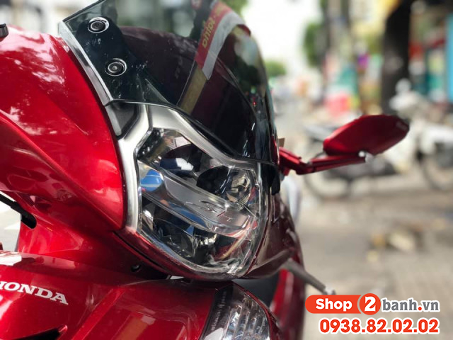 Kính chắn gió sh300i 2017 - 2