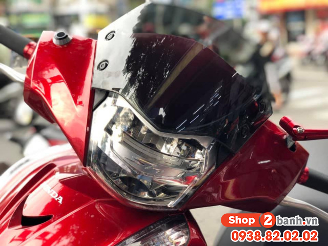 Kính chắn gió sh300i 2017 - 1