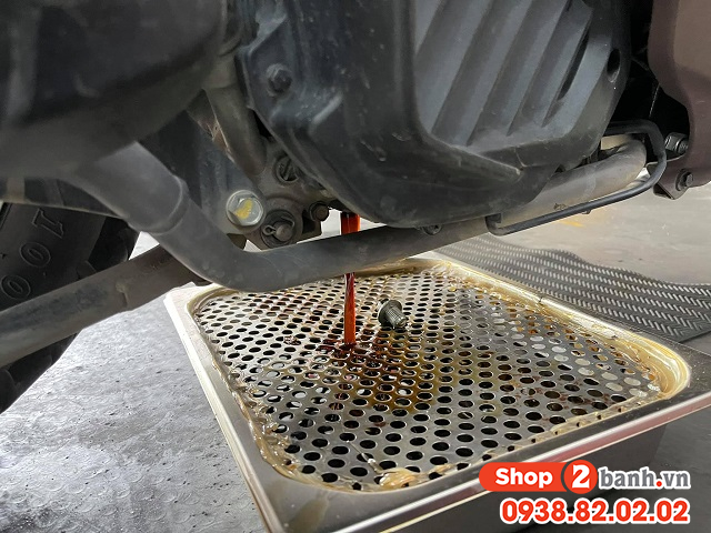 Hướng dẫn tự thay nhớt xe sh mode tại nhà đúng cách - 6