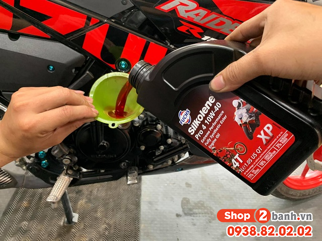 Hướng dẫn tự thay nhớt xe raider 150 tại nhà đúng cách - 9