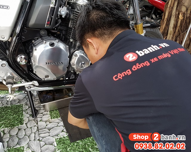 Top 4 nhớt tốt cho xe cb1300 bán chạy nhất shop2banh - 1