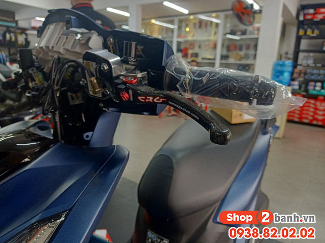 Tay thắng carbon cho honda air blade - 3