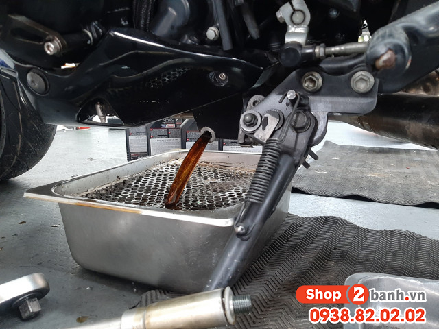 Nhớt motul 300v2 10w50 có tốt không thay cho xe nào phù hợp - 2