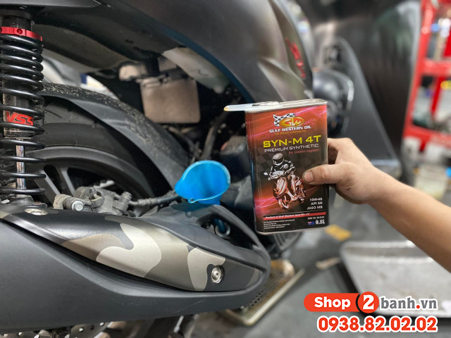 Xe tay ga vario 160 thay nhớt gulf western scooter 10w40 có tốt không - 2