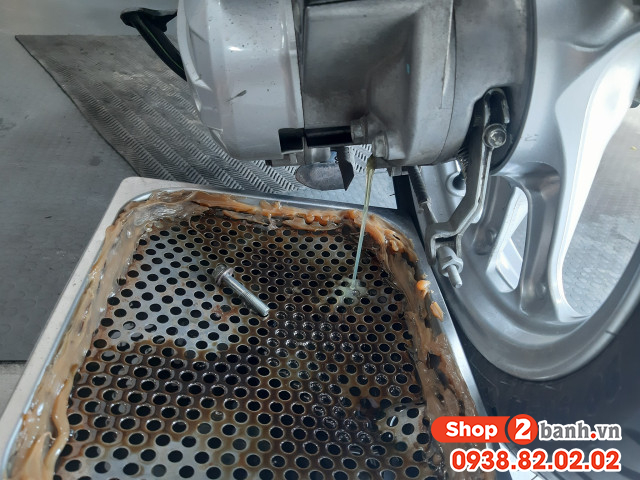 Nhớt láp xe airblade 160 đi bao lâu thì nên thay mới - 2