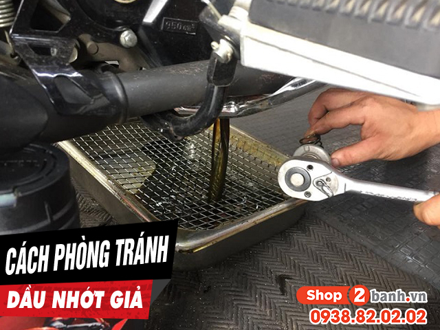 Hỏng xe vì thay phải dầu nhớt giả kém chất lượng và cách phòng tránh - 1