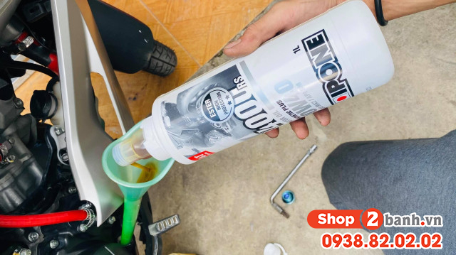Suzuki raider thay nhớt ipone r4000 rs 10w40 đi xa có tốt không - 4