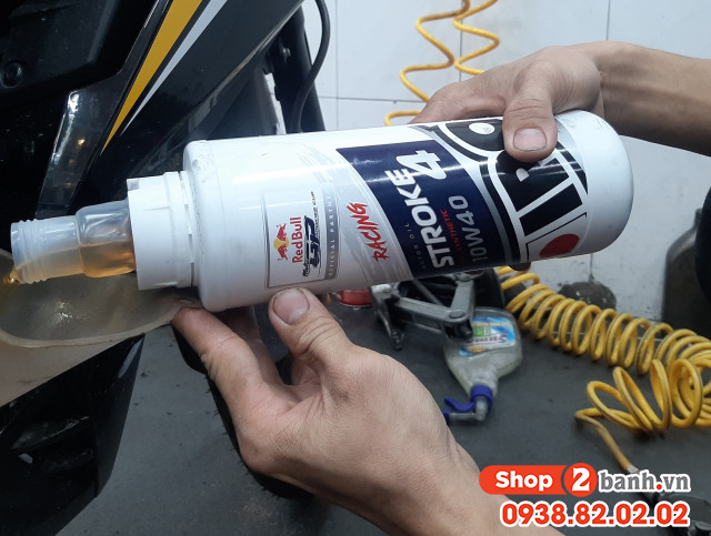 Ktm duke 390 thay nhớt ipone stroke 4 racing 10w40 đi có bốc máy không - 3