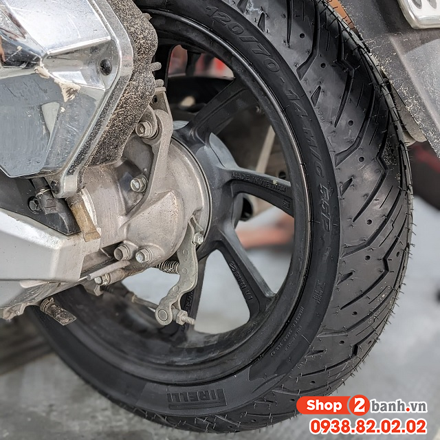 Vỏ pirelli 12070-14 angel scooter - 2