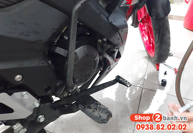 Vệ sinh két nước và thay nước làm mát xe honda sonic 150 - 5