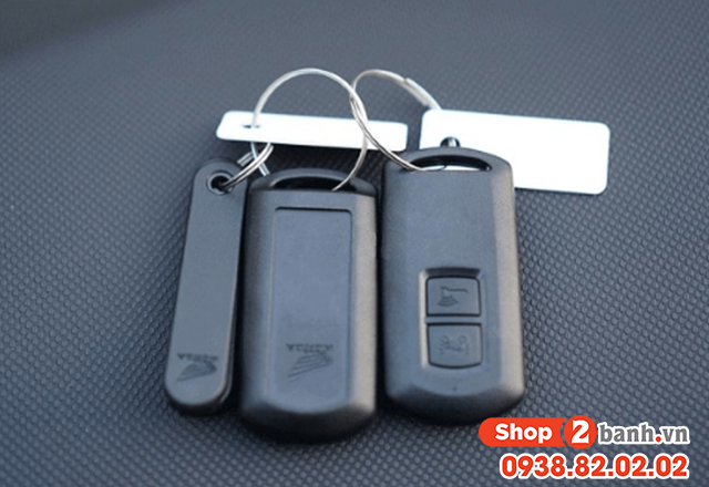 Cách mở cốp xe vision smartkey khi hết bình điện - 3