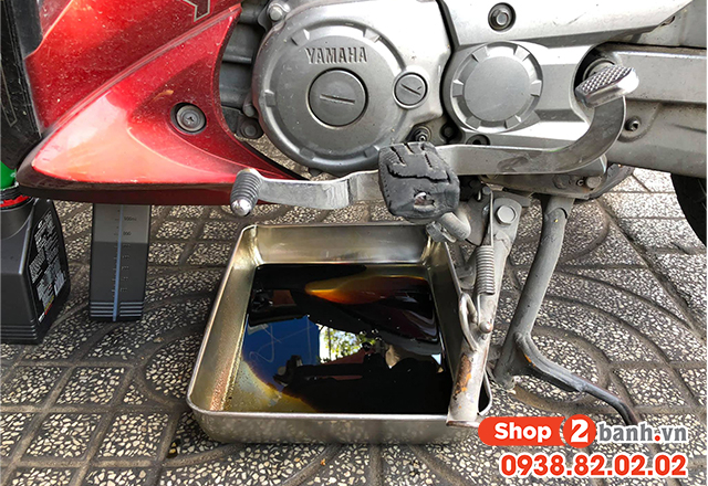 Xe máy bị hao nhớt nguyên nhân do đâu và cách khắc phục - 2