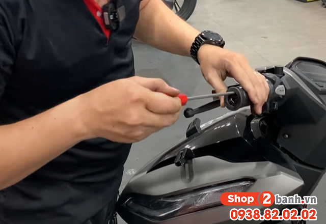 Cách thay bao tay xe máy nhanh chóng tại nhà - 3