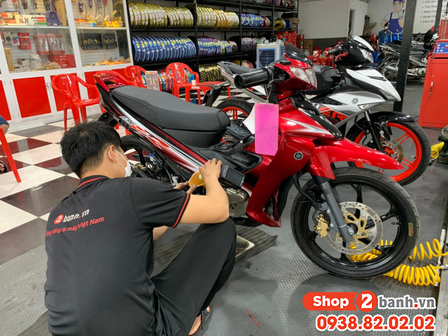Thay nhớt motul 300v 10w40 cho xe yaz 125 chạy có êm máy không - 1