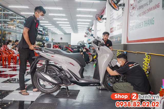 Nên thay nhớt xe tay ga loại nào trước khi đi chơi xa dịp lễ 304 - 1