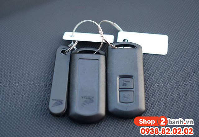 Hướng dẫn cách mở bình xăng mở cốp xe honda genio mới 2025 - 4