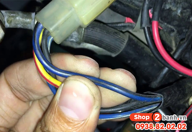 Đèn pha xe máy hay bị cháy nguyên nhân và cách khắc phục - 3