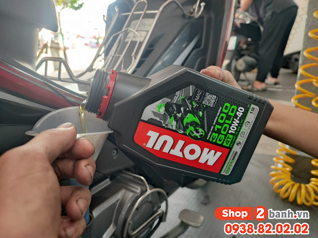 Nhớt motul 3100 gold chạy được bao nhiêu km thì mới thay - 3