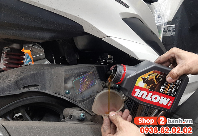 Nước vào hộp số khi xe tay ga phải làm sao - 3