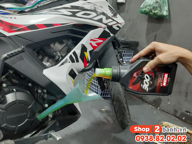 Xe côn tay sonic 150 có nên thay nhớt hãng honda không - 3
