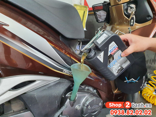 Xe máy future fi có nên thay nhớt hãng honda không - 5