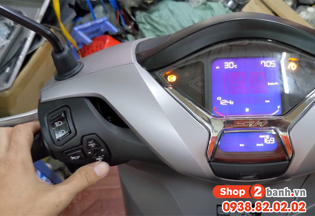 Hướng dẫn cách tắt đèn báo nhớt oil change trên xe sh350i 2025 - 2