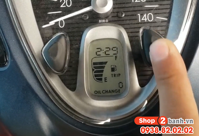 Hướng dẫn cách tắt đèn báo nhớt oil change trên xe latte 2025 - 2