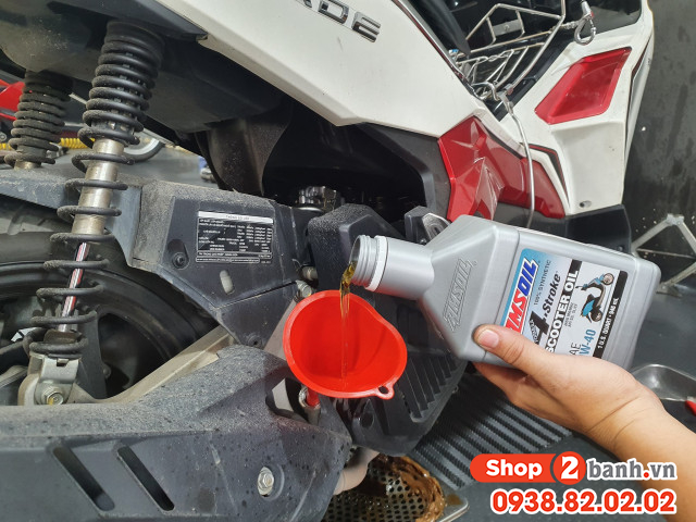 Nên thay nhớt láp và nhớt động cơ cho xe tay ga khi bị ngập nước - 8