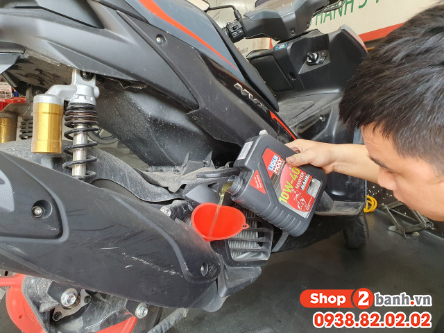 Nên thay nhớt láp và nhớt động cơ cho xe tay ga khi bị ngập nước - 7