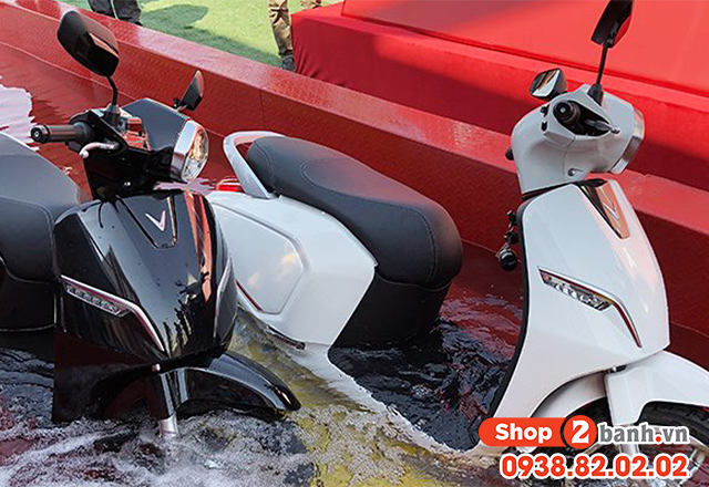 Xe máy điện có đi được trời mưa được không có an toàn không - 2