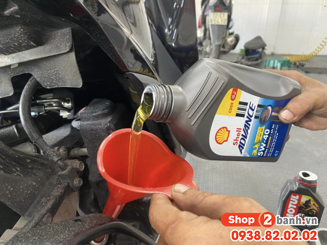 Xe tay ga sh350i có nên thay nhớt hãng honda không - 4