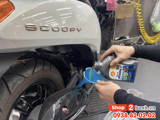 Xe tay ga scoopy 110 có nên thay nhớt hãng honda không - 4