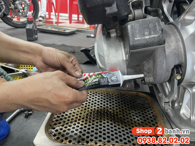 Nhớt láp xe beat 110 đi bao lâu thì nên thay mới - 4