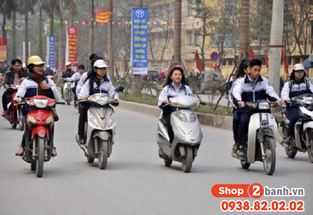 Năm 2025 xe máy chở hàng cồng kềnh bị phạt bao nhiêu tiền - 3