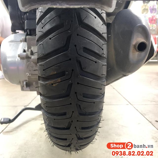 Vespa sprint thay lốp michelin city extra có bám đường tốt không  - 3