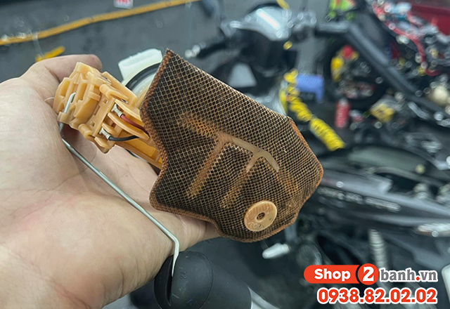 Bao nhiêu km thì nên thay lưới lọc xăng xe máy yamaha fi - 3