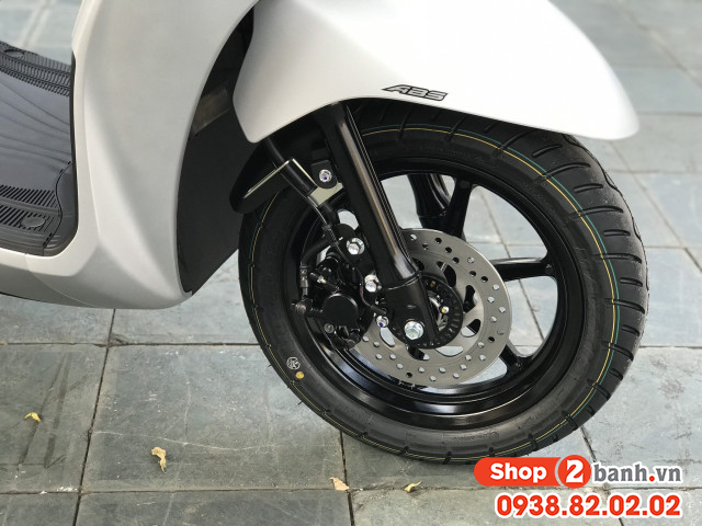 Yamaha grande thay vỏ michelin city extra có bám đường tốt không - 2