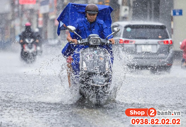 Nguyên nhân nào khiến xe tay ga chết máy khi ngập nước - 1