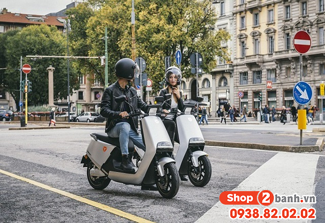 Cách sạc xe máy điện đúng chuẩn an toàn nhanh đầy - 3