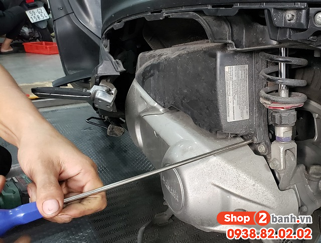 Xe yamaha grande chạy qua vùng ngập nước có cần phải thay lọc gió - 2