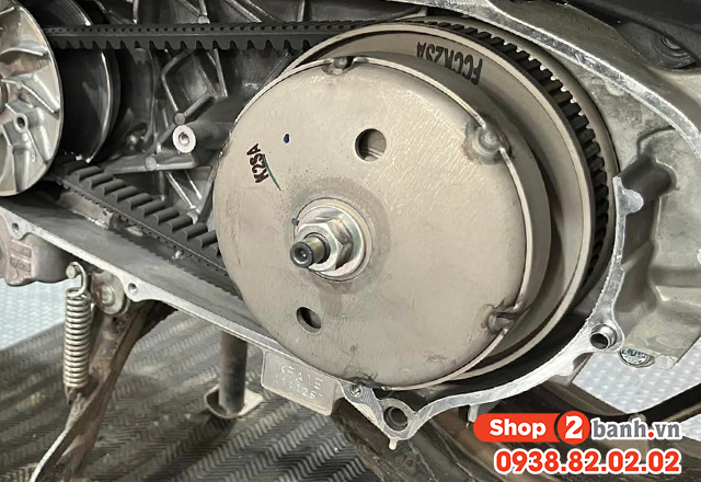 Thay cụm puly nồi sau xe tay ga giá bao nhiêu tiền - 1